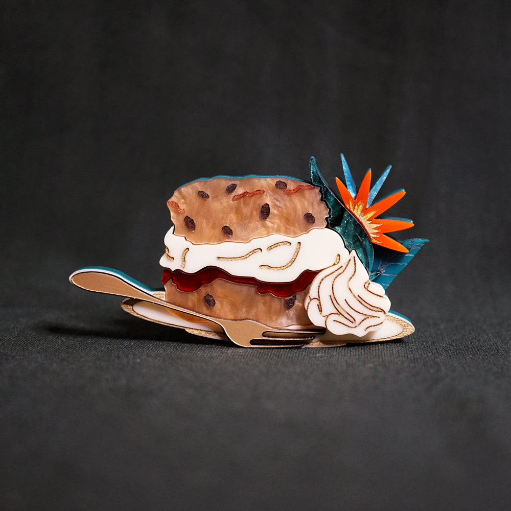 Scone Brooch - Lost Kiwi Designs