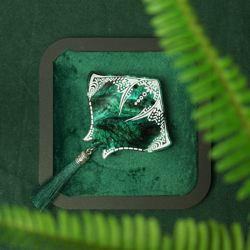 Stingray Brooch - Lost Kiwi Designs