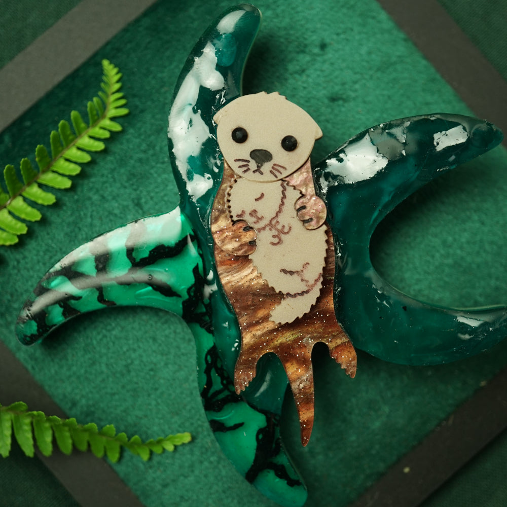 Otter Brooch - Lost Kiwi Designs