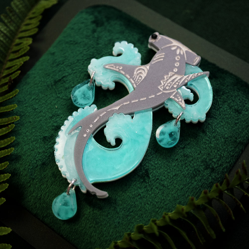 Hammerhead Brooch - Lost Kiwi Designs