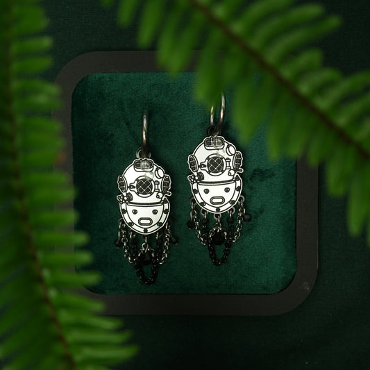 Diver Earrings - Lost Kiwi Designs