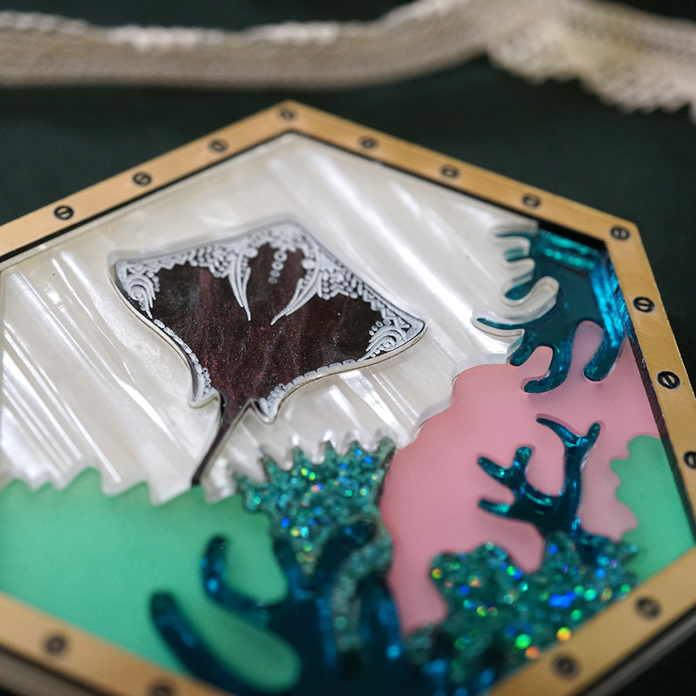 Ocean Window Brooch - Lost Kiwi Designs